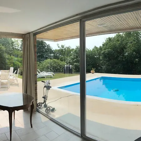 Les Acacias - Avec Piscine *